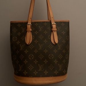 Louis Vuitton Bucket bag (sold)